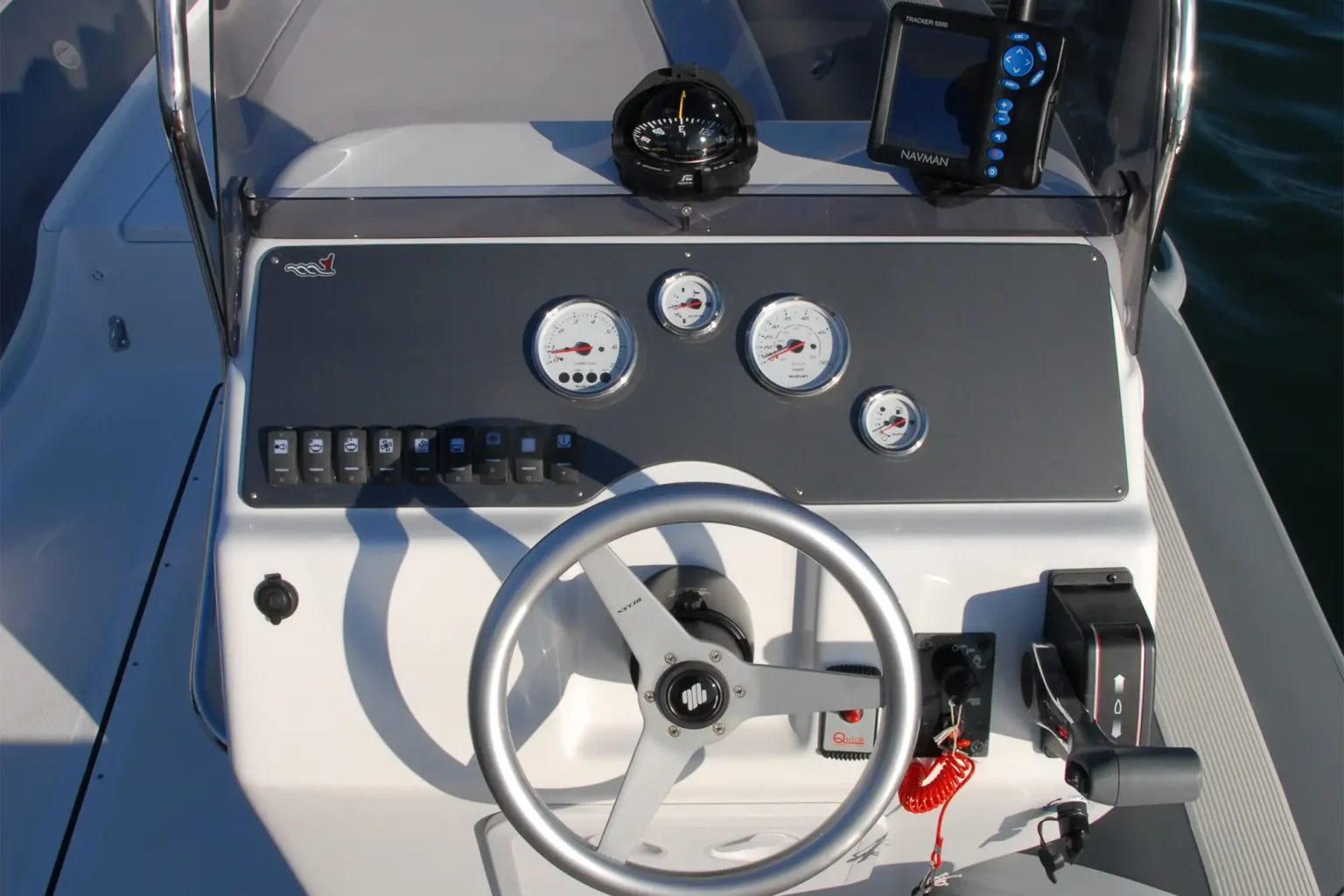 mv_marine_mv_650_focus_Consolle-decentrata